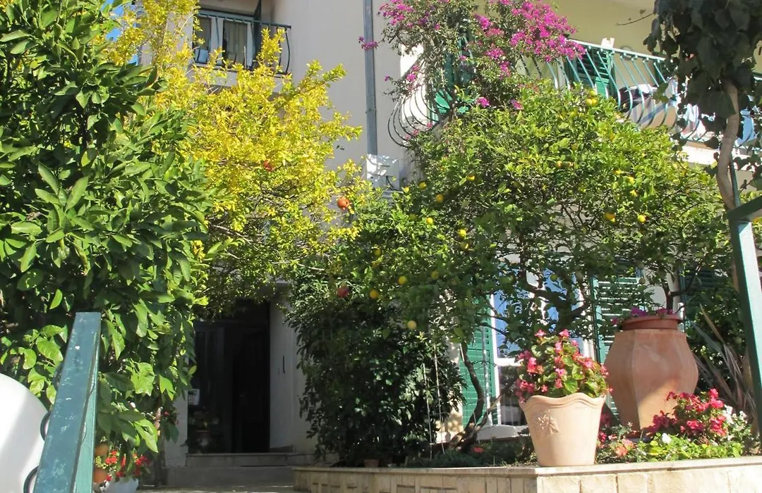 Villa Rosa-1